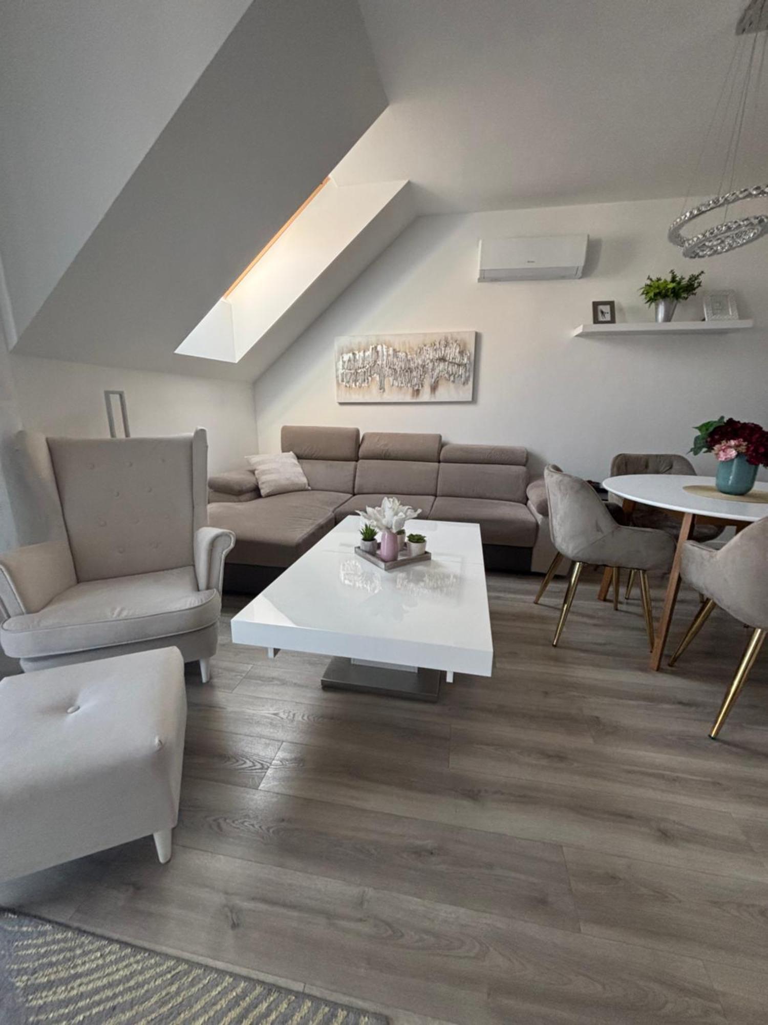 Lamira 2,3 Apartment Hajduszoboszlo